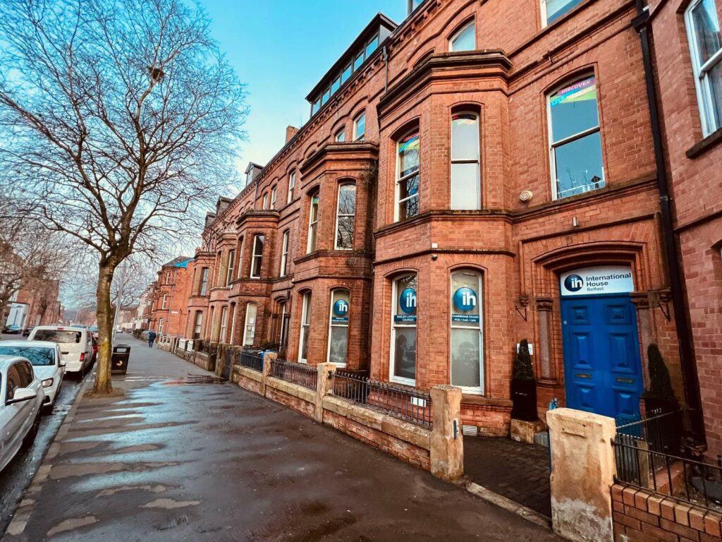 European Student Guide: Living and Learning English in Belfast