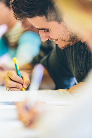 English Courses in Northern Ireland: What European Students Need to Know